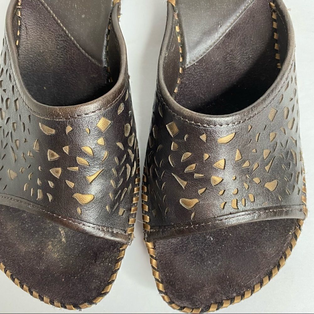 Truflex | Slip on Shoes - Picture 2 of 7